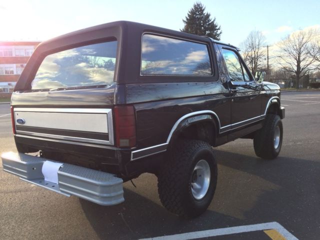 1983 Ford Bronco Custom Sport Utility 2-Door - photo 4