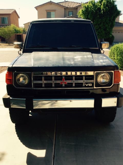 1990 Mitsubishi Montero - photo 4
