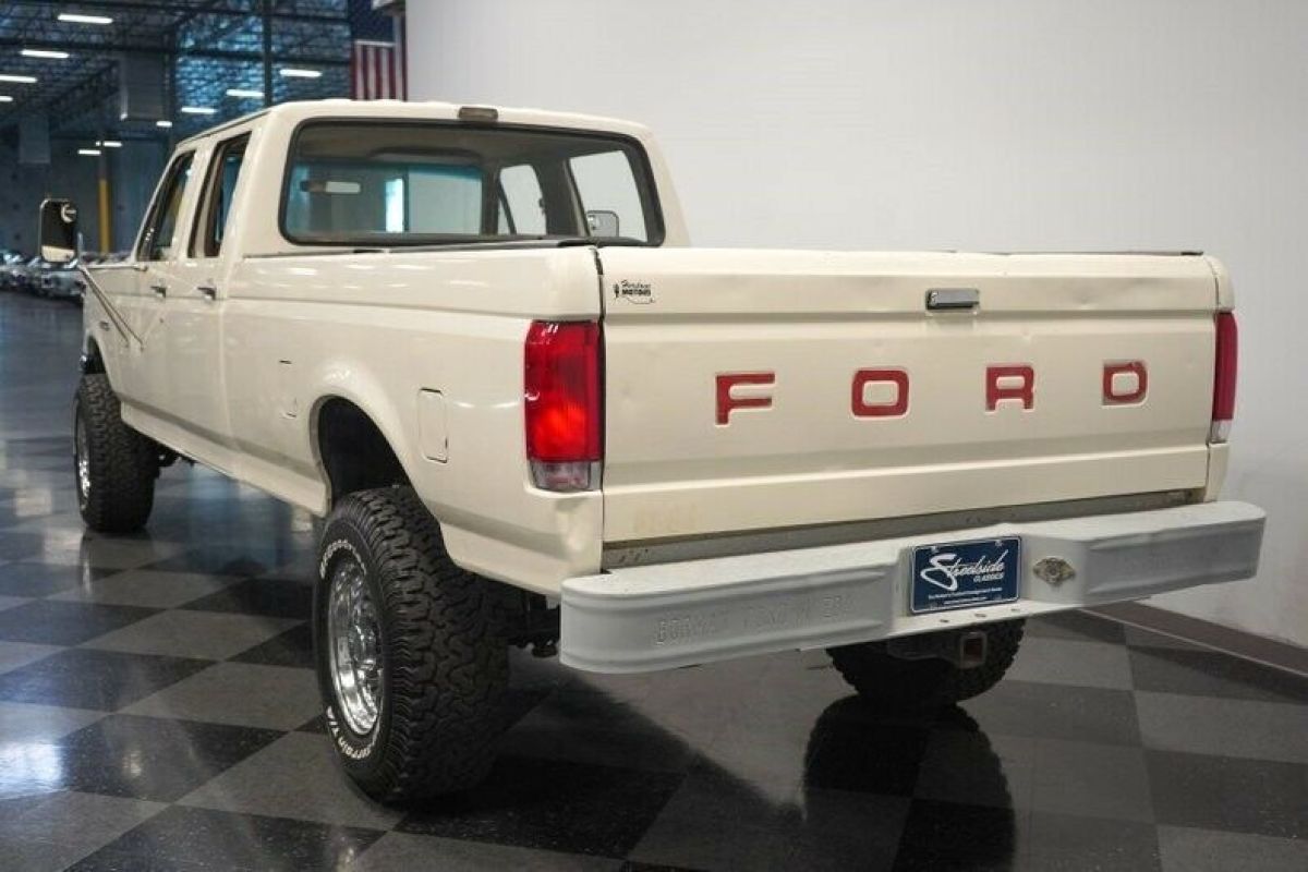 1988 Ford F-350 - photo 11