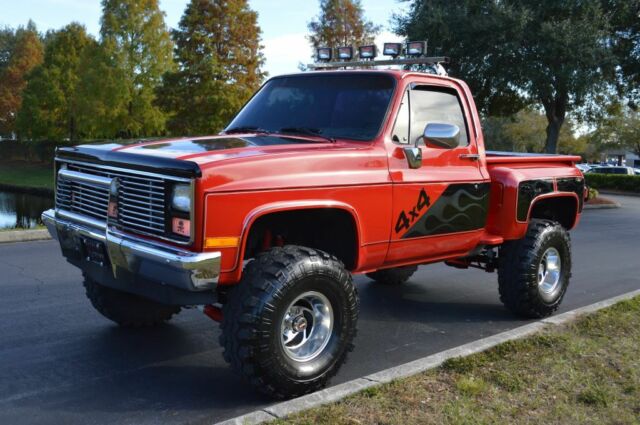 4X4 ONE OWNER FL TRUCK NO RUST 37K INVESTED RARE STEPSIDE RESTORED TRUCK BUY NOW 1987 GMC V15 CONVENTIONA V1500