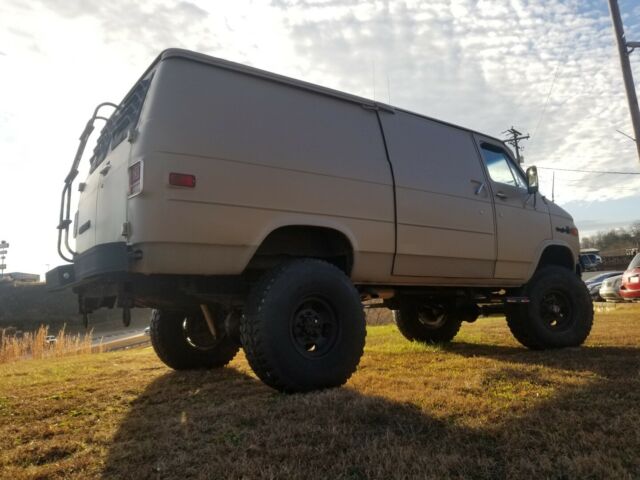 1979 Chevrolet G20 Van - photo 2