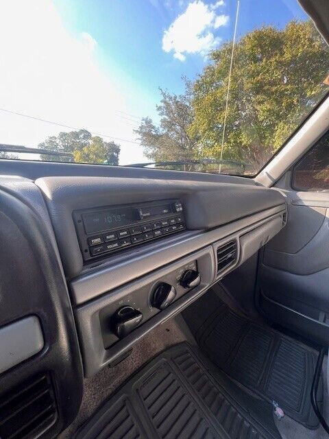 1994 Ford F-150 - photo 8