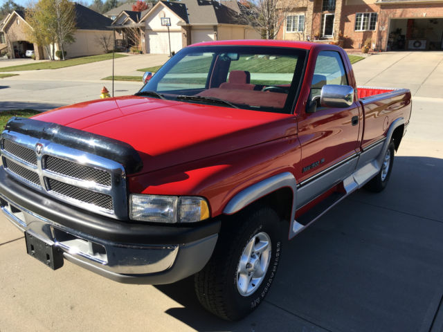1994 Dodge Ram 1500 Laramie SLT - photo 2