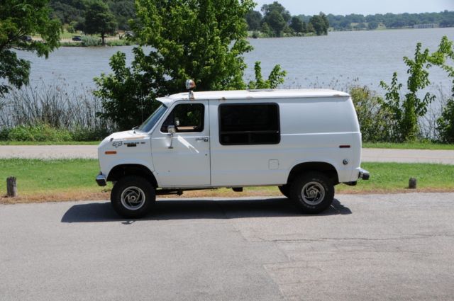 1987 Ford E-Series Van Econoline 4x4 - photo 11