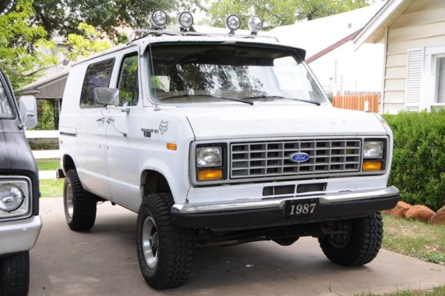 1987 Ford E-Series Van Econoline 4x4 - photo 2