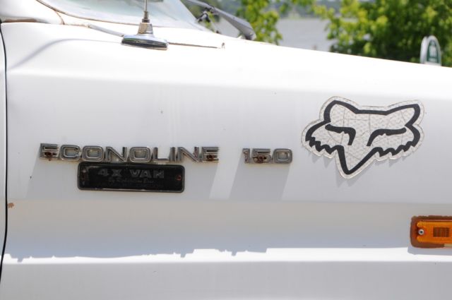 1987 Ford E-Series Van Econoline 4x4 - photo 8