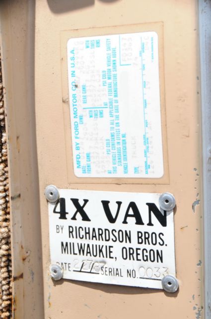 1987 Ford E-Series Van Econoline 4x4 - photo 9