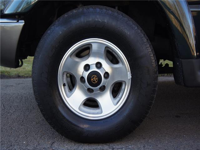1994 Toyota Land Cruiser Base Sport Utility 4-Door - photo 11