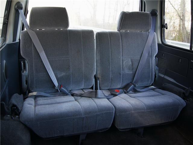 1994 Toyota Land Cruiser Base Sport Utility 4-Door - photo 7