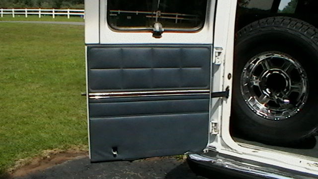 1991 Ford E-Series Van ECONOLINE XLT - photo 6