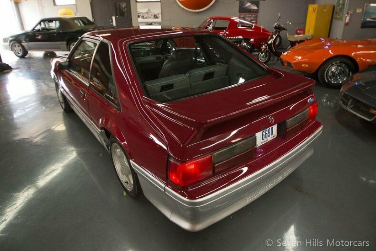 1993 Ford Mustang GT Hatchback - photo 9