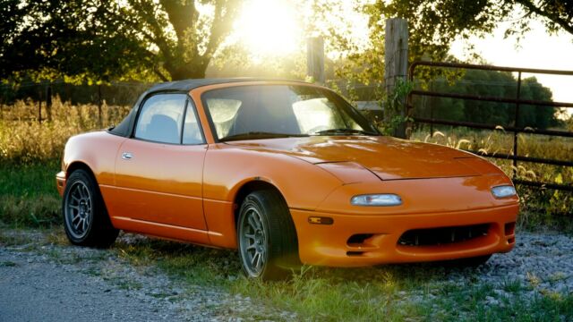 5 Speed - GREAT fun! - Racing Beat Nose - New wheels & Tires 1990 Mazda MX-5 Miata