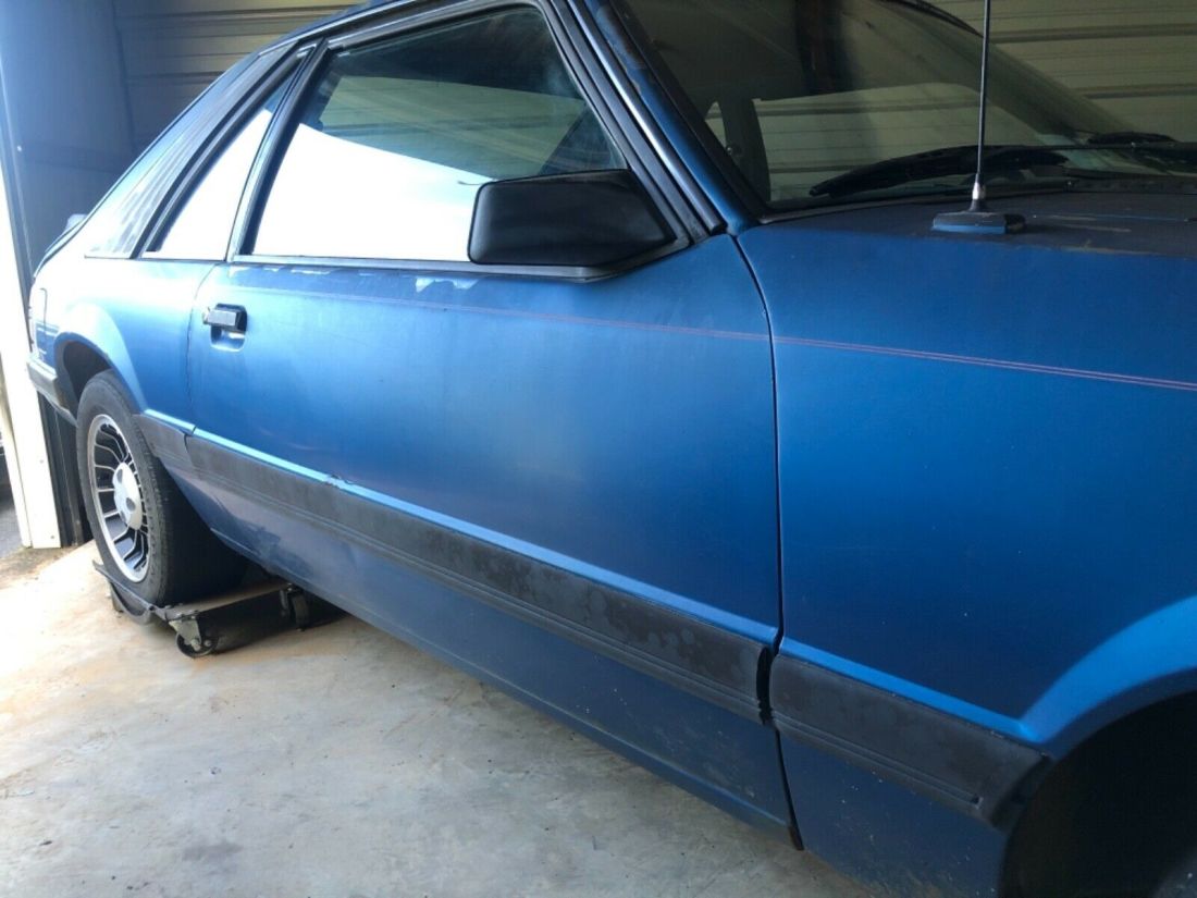 1986 Ford Mustang LX - photo 2