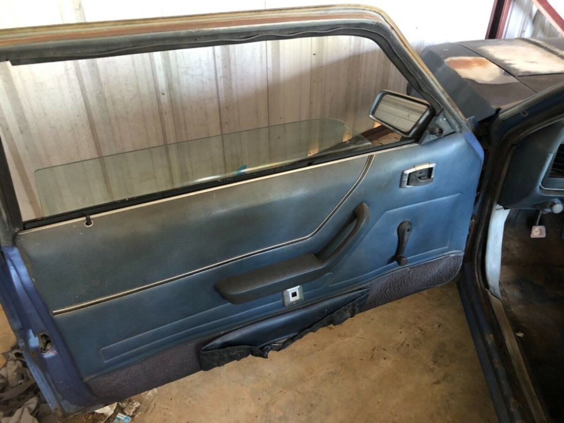 1986 Ford Mustang LX - photo 9
