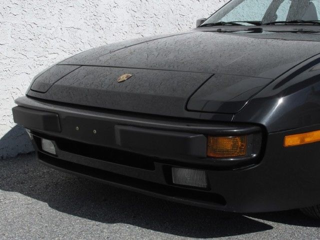 1985 Porsche 944 - photo 3