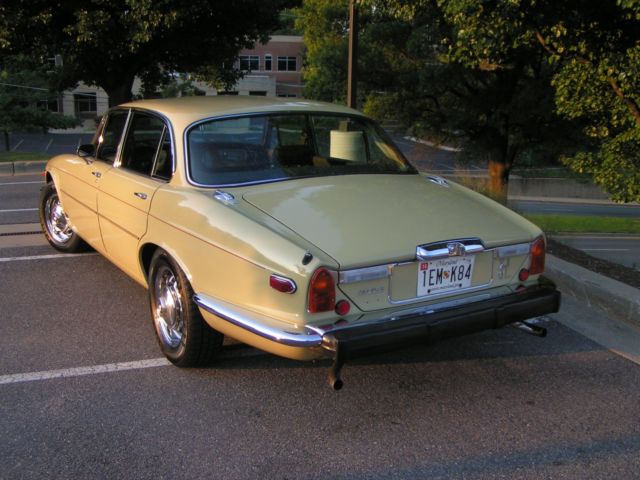 1976 Jaguar XJ6 - photo 4