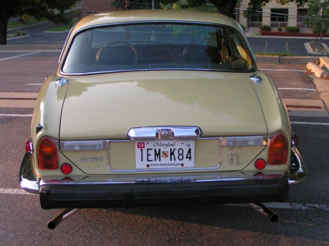 1976 Jaguar XJ6 - photo 5