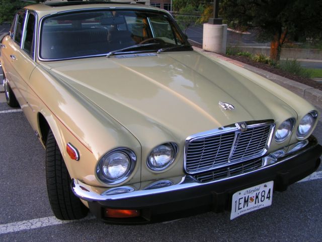 1976 Jaguar XJ6 - photo 8