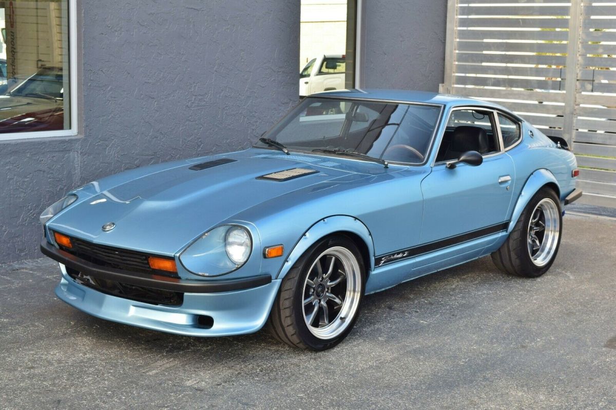 5 Speed Manual -Flared- Competition Headers/ Exhaust - Cold AC - Turn key Ready. 1977 Datsun Z-Series 280Z