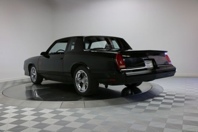 1987 Chevrolet Monte Carlo Base Coupe 2-Door - photo 12