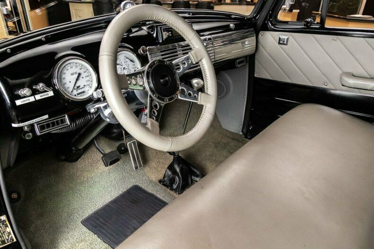 1948 Chevrolet 3100 5 Window Pickup - photo 2