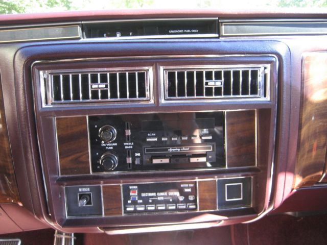 1987 Cadillac Brougham d'Elegance - photo 11