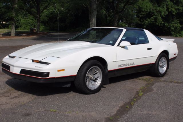 5.0 LITER T-TOPS LOW MILES 1989 Pontiac Firebird Formula