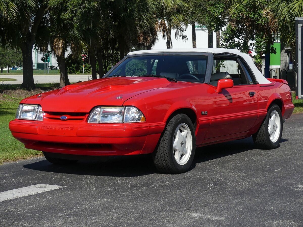 1992 Ford Mustang LX Convertible - photo 11