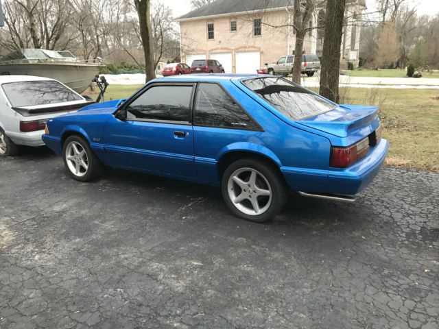 1992 Ford Mustang LX Hatchback 2-Door - photo 5