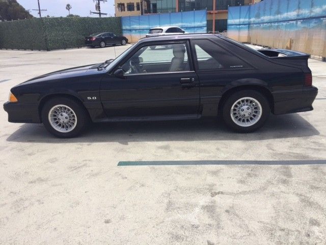 1989 Ford Mustang - photo 3
