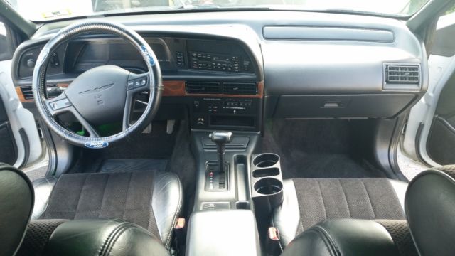 1993 Ford Thunderbird LX - photo 13