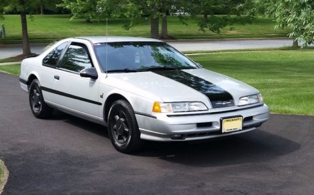 1993 Ford Thunderbird LX - photo 8