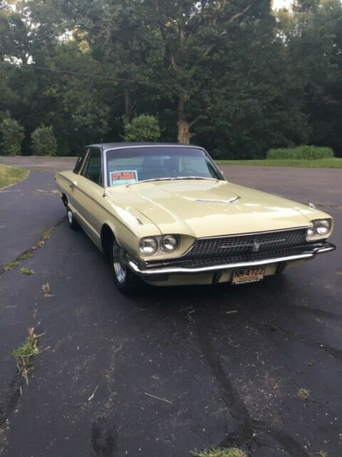1966 Ford Thunderbird - photo 2