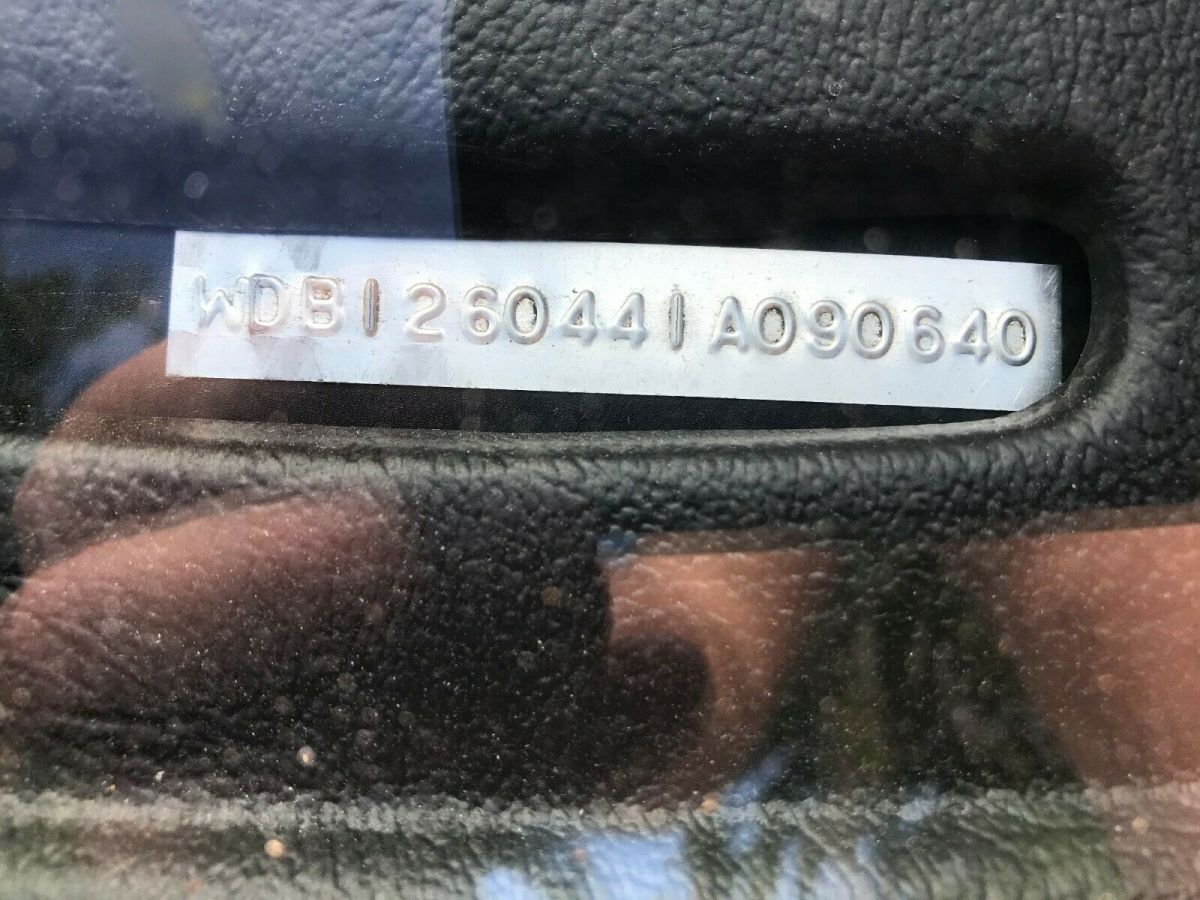 1984 Mercedes-Benz 500-Series original - photo 9
