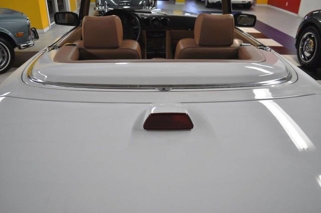 1986 Mercedes-Benz SL-Class ONLY 42 MILES - ALL RECORDS SINCE DAY ONE !! - photo 9