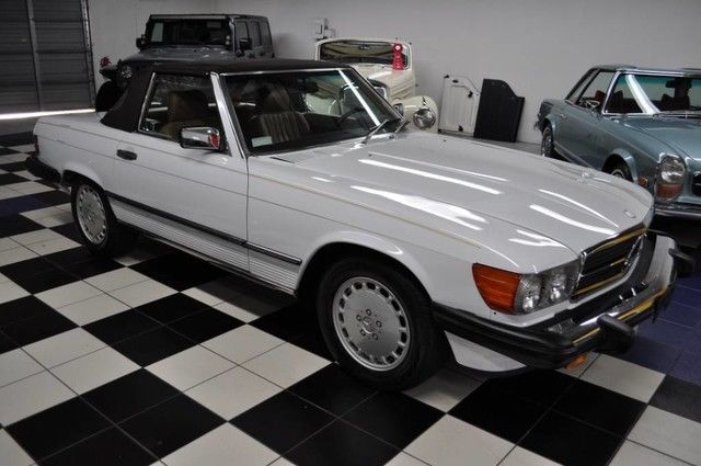 1986 Mercedes-Benz SL-Class ONLY 42 MILES - AMAZING CONDITION - GORGEOUS COLOR - photo 12