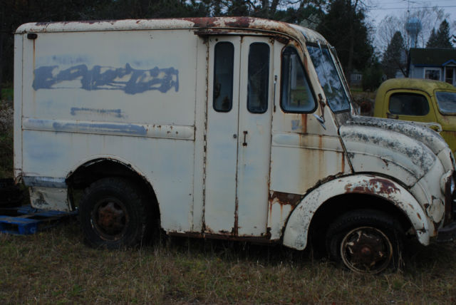 50's? DIVCO MILK TRUCK METRO HOT RAT ROD STREET CUSTOM FORD Titled as 1939 LOOK 1939 Other Makes DIVCO MILK TRUCK