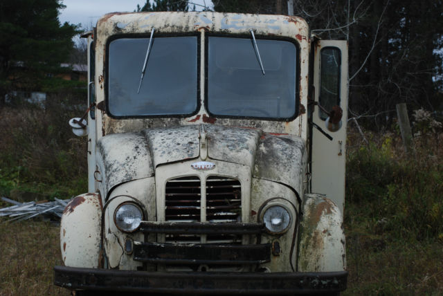 1939 Other Makes DIVCO MILK TRUCK - photo 2