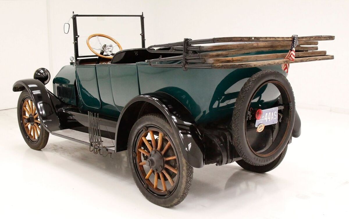1915 Studebaker 4 Series SD Touring - photo 3