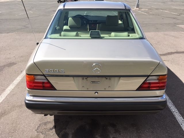 1992 Mercedes-Benz 500-Series 500E - photo 6