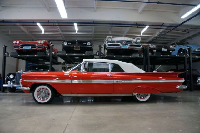 1959 Chevrolet Impala 348 3X2 BBL V8 Convertible -- - photo 3