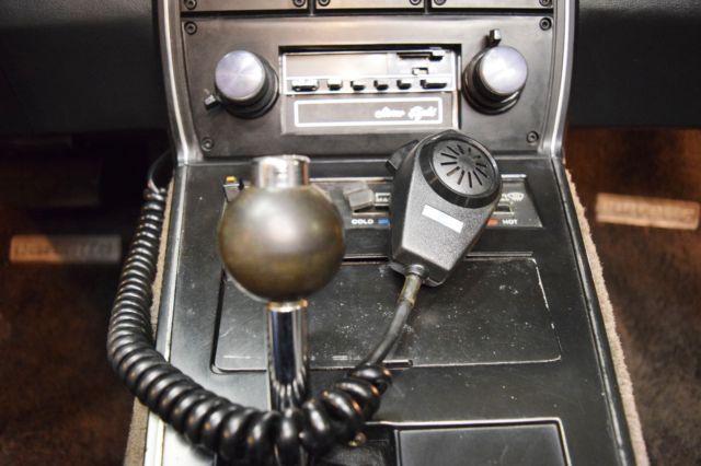 1982 Chevrolet Corvette 50K ORIG MILES & TURN KEY W/ CB - photo 9