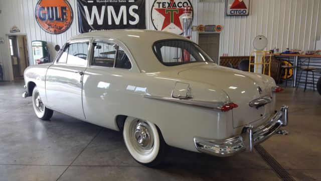 1951 Ford Deluxe Tudor - photo 8