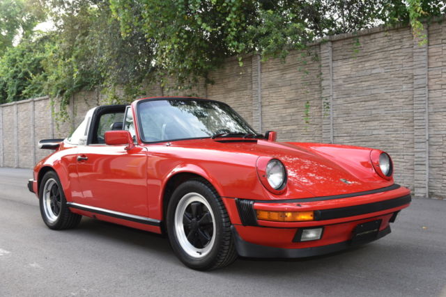 51,000 Miles, Owners Manuals, Window Sticker, Clean! Serviced. 1984 Porsche 911 51,000 Miles, Owners Manuals, Window Sticker, Clea