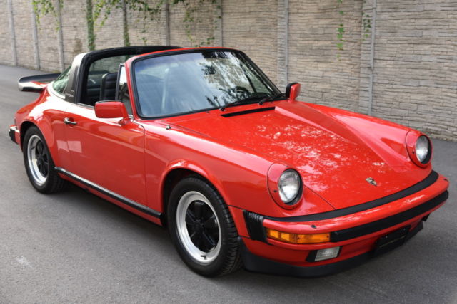 1984 Porsche 911 51,000 Miles, Owners Manuals, Window Sticker, Clea - photo 2
