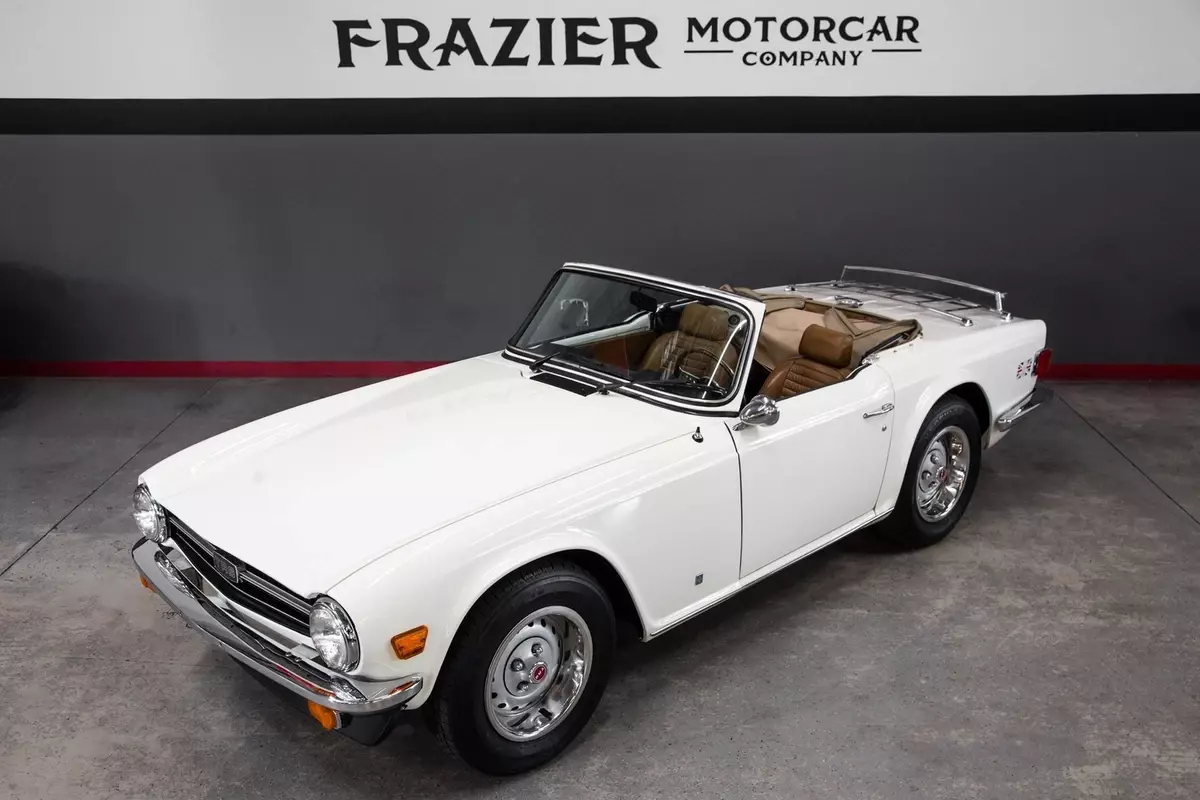 51116 mile OVERDRIVE FACTORY HARD TOP white/tan leather TR6 SOUTHERN CAR 1976 Triumph TR-6