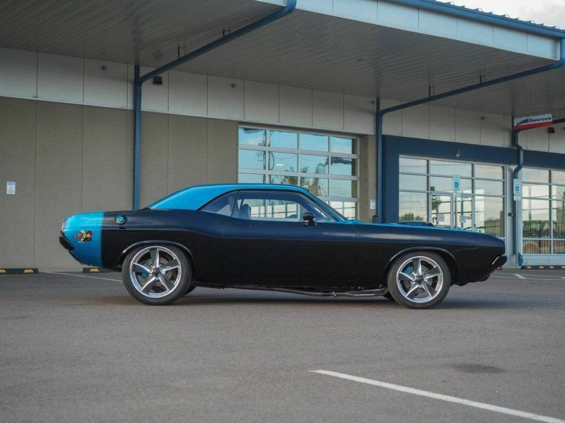 1970 Dodge Challenger Custom Restomod - photo 7