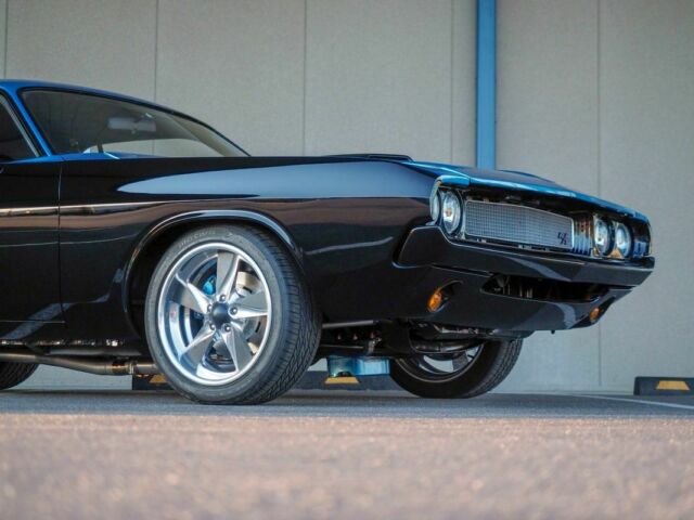 1970 Dodge Challenger Show Stopper - photo 3