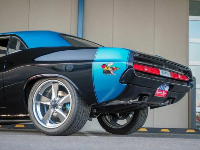 1970 Dodge Challenger Show Stopper - photo 4