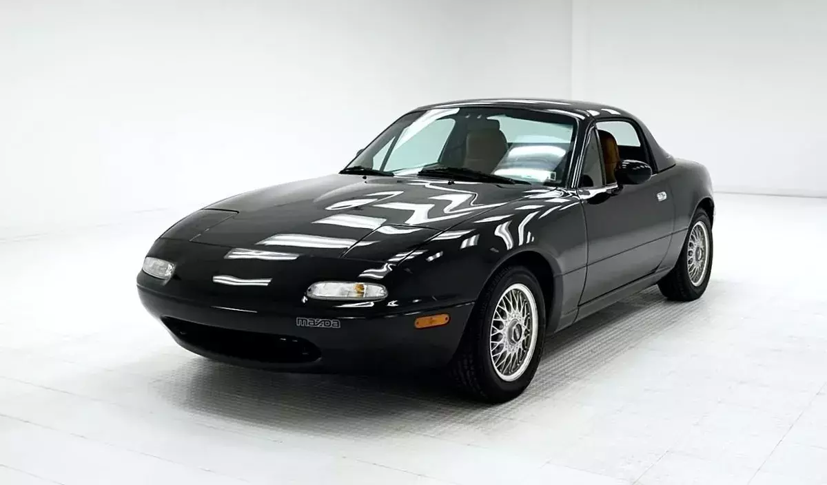 51,802 Miles/Garage Kept/Rare C-Package/1.6L DOHC 113hp I4/14" BBS Wheels 1992 Mazda MX-5 Miata MX-5